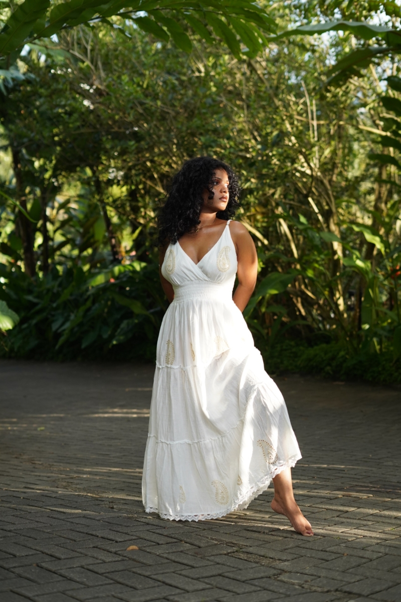 White Embroider Detailed Maxi Dress - Image 4
