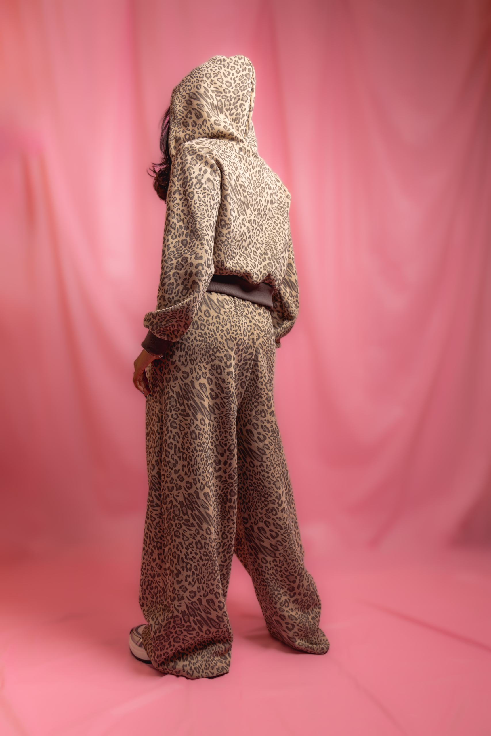 Leopard Print Sweat Set - Image 3
